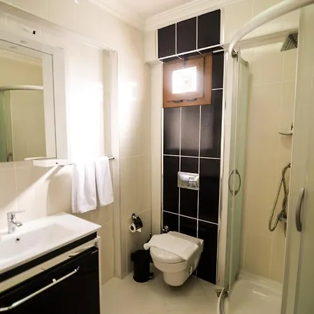 Charming With Lovely View And Shared Pool In Ferienhaus *
